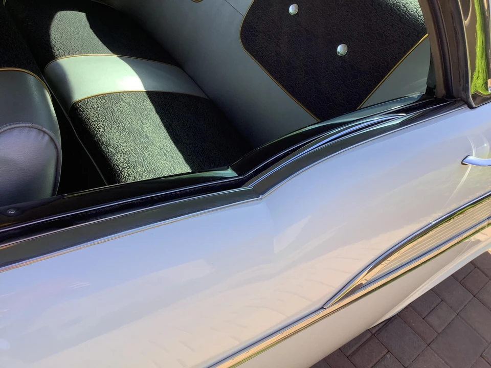 1957 Chevrolet Tri-Five Bel Air Sedan & Wagon - Image 27 of 31