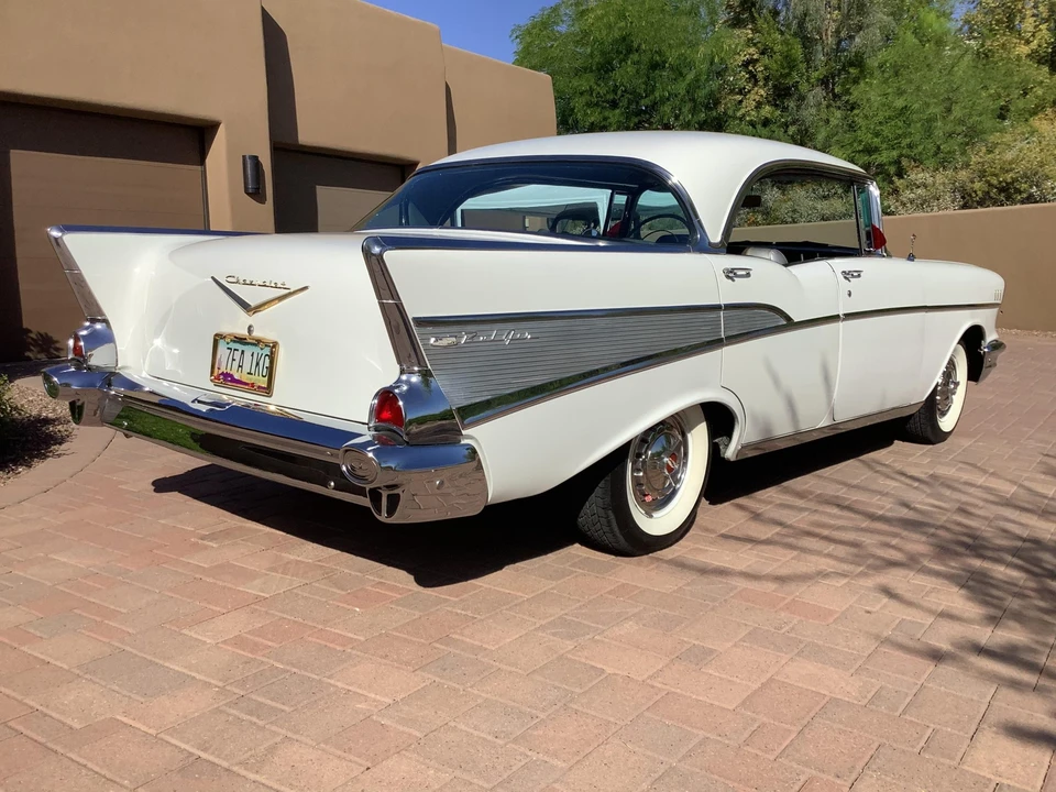 1957 Chevrolet Tri-Five Bel Air Sedan & Wagon - Image 8 of 31