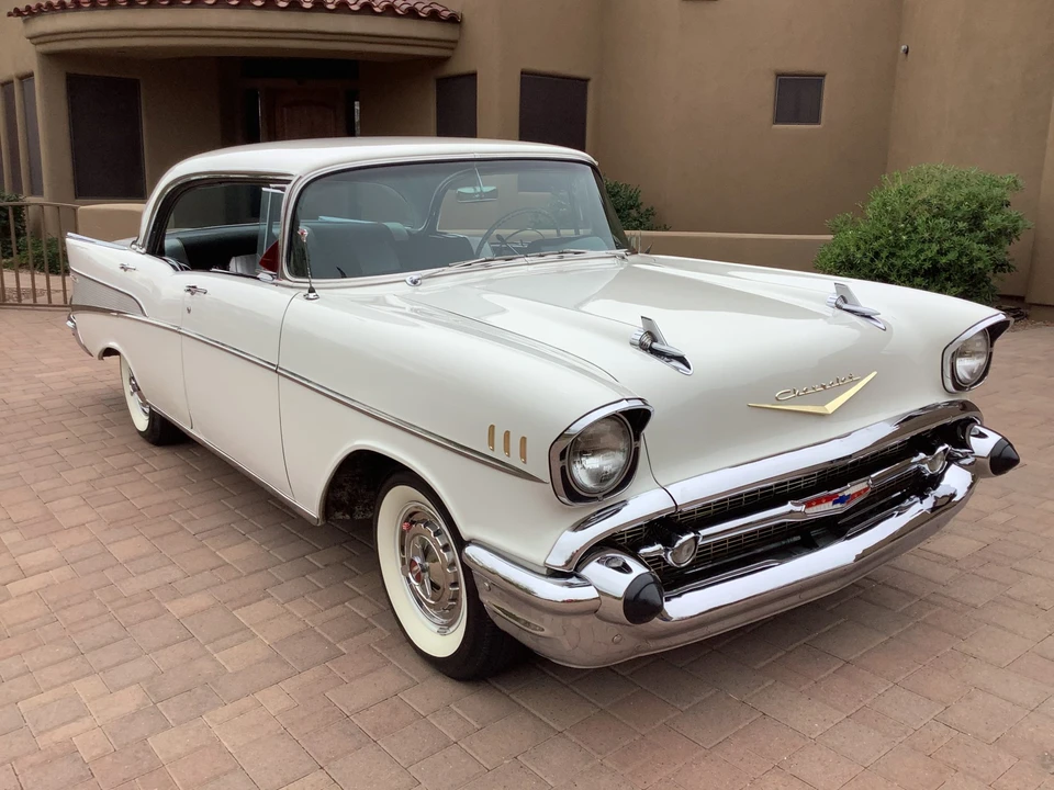1957 Chevrolet Tri-Five Bel Air Sedan & Wagon - Image 13 of 31