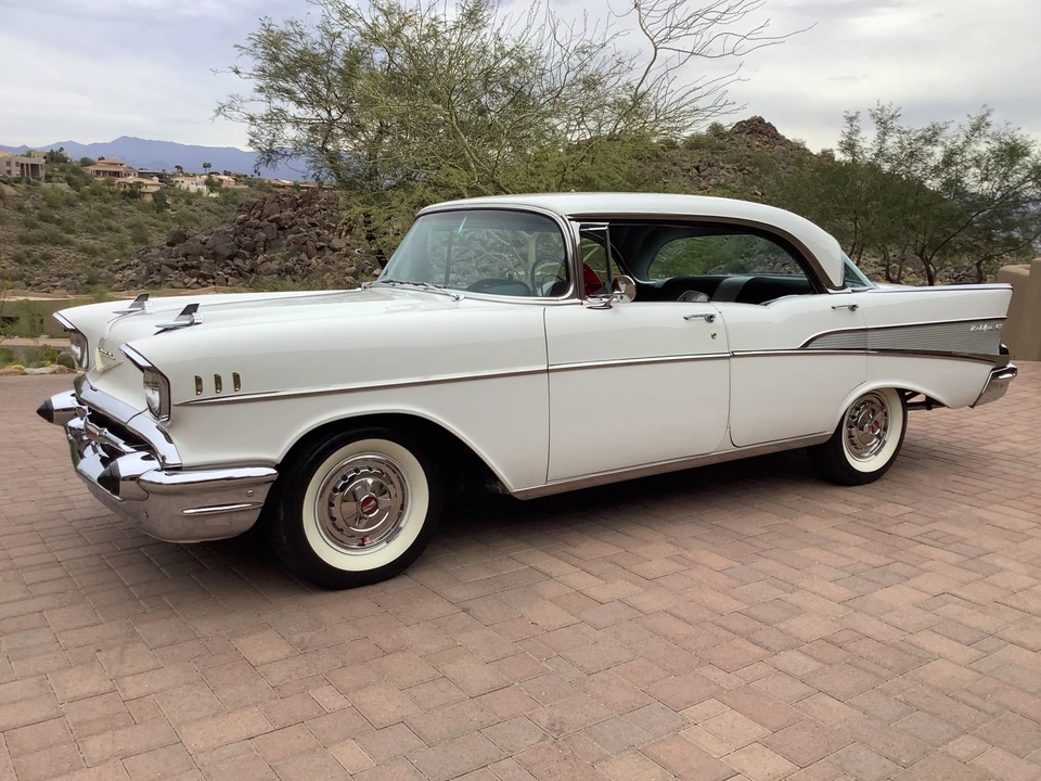 1957 Chevrolet Tri-Five Bel Air Sedan & Wagon - Image 4 of 31