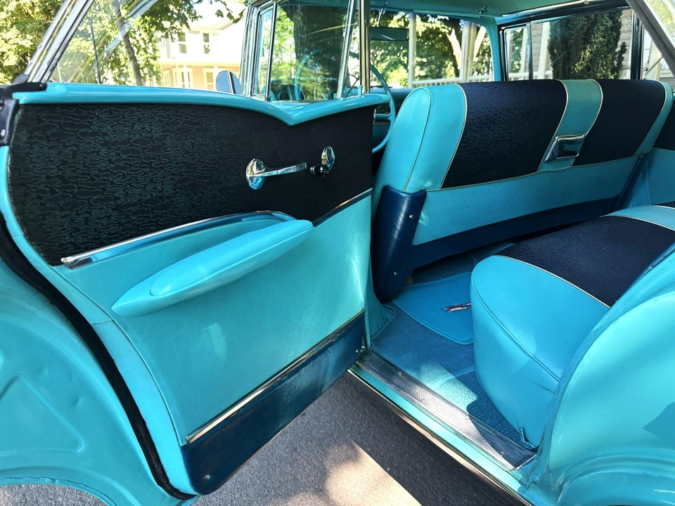 1957 Chevrolet Tri-Five Bel Air Sedan & Wagon - Image 28 of 31