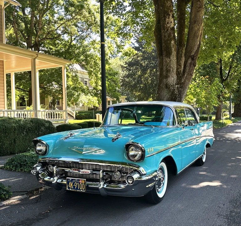 1957 Chevrolet Tri-Five Bel Air Sedan & Wagon - Image 3 of 31