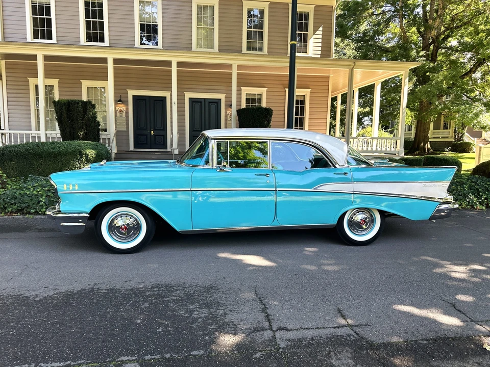 1957 Chevrolet Tri-Five Bel Air Sedan & Wagon - Image 5 of 31