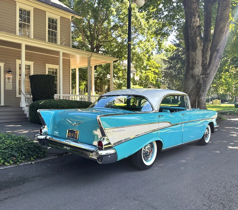 1957 Chevrolet Tri-Five Bel Air Sedan & Wagon - Image 12 of 31