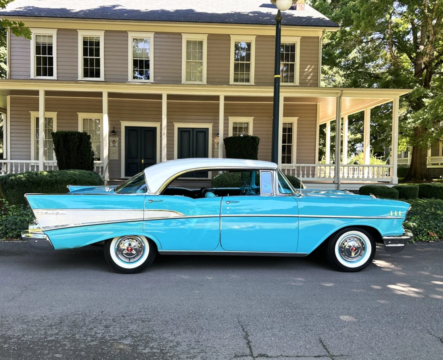 1957 Chevrolet Tri-Five Bel Air Sedan & Wagon - Image 14 of 31