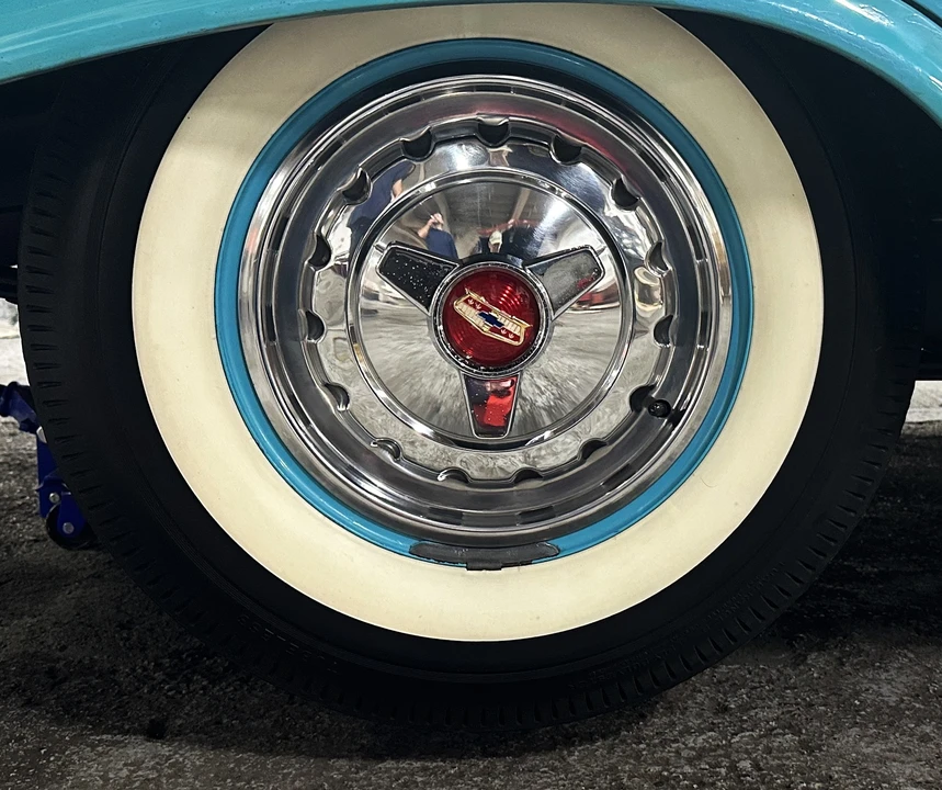 1957 Chevrolet Tri-Five Bel Air Sedan & Wagon - Image 22 of 31