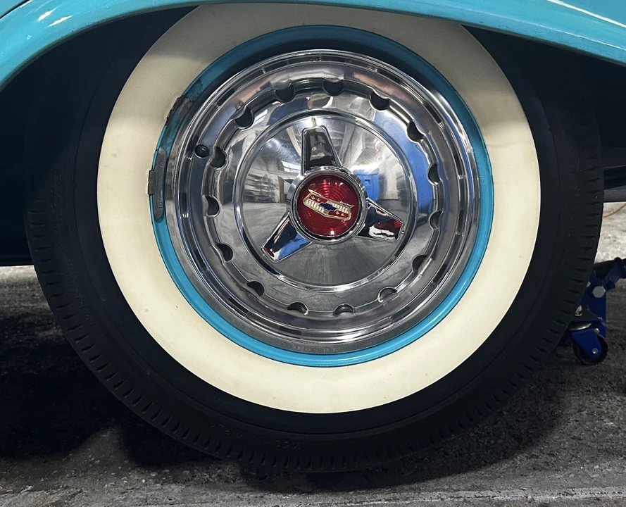1957 Chevrolet Tri-Five Bel Air Sedan & Wagon - Image 23 of 31