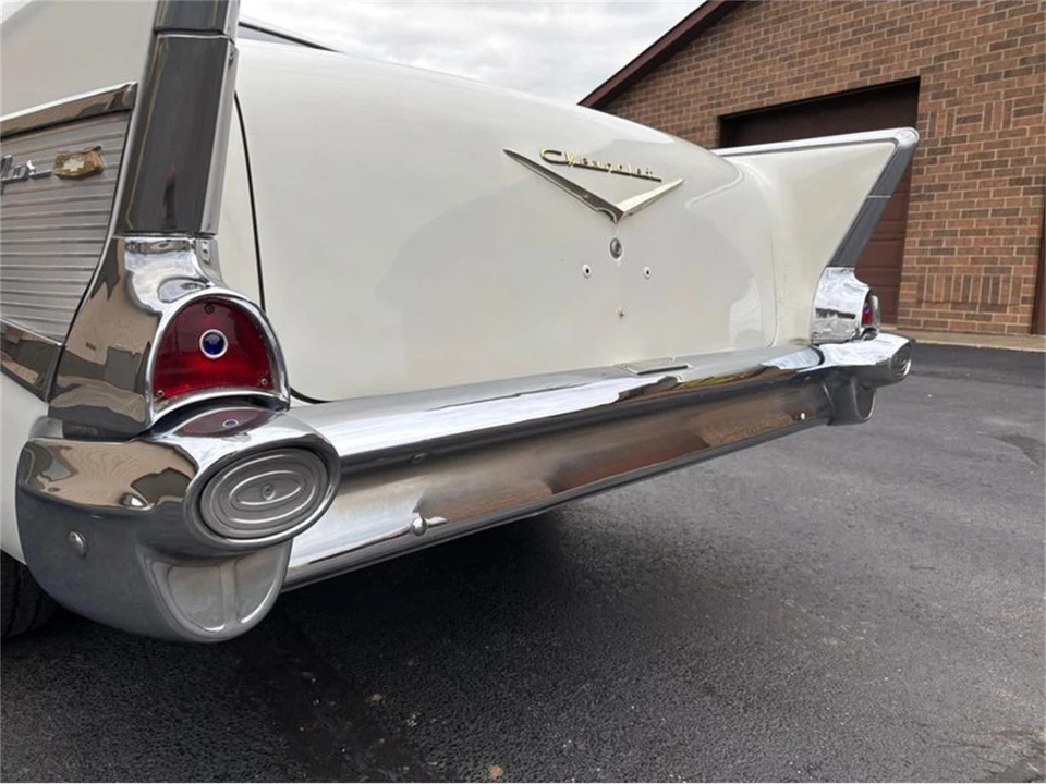1957 Chevrolet Tri-Five Bel Air 2-Door Hardtop & Coupe - Image 9 of 28