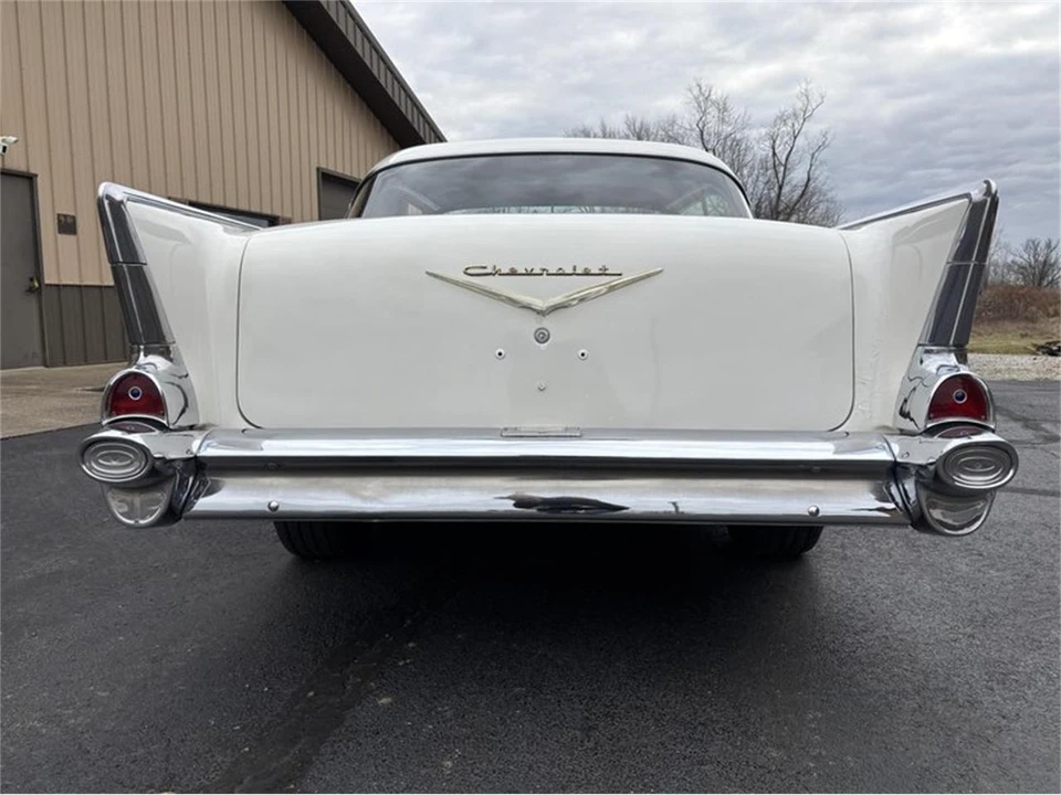 1957 Chevrolet Tri-Five Bel Air 2-Door Hardtop & Coupe - Image 7 of 28