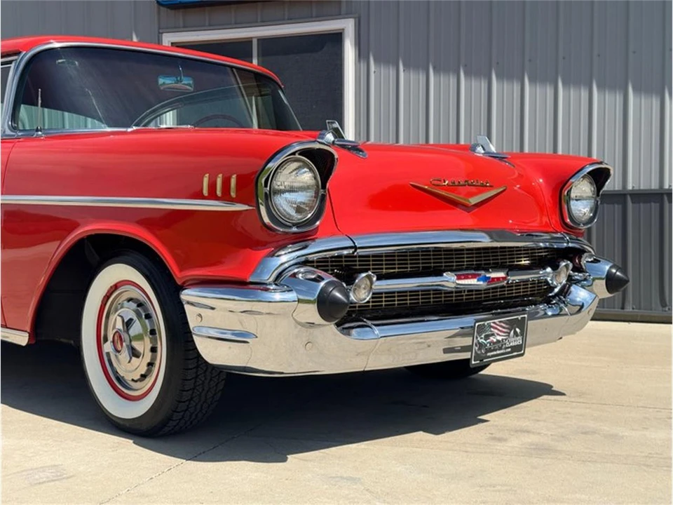 1957 Chevrolet Tri-Five Bel Air 2-Door Hardtop & Coupe - Image 3 of 31
