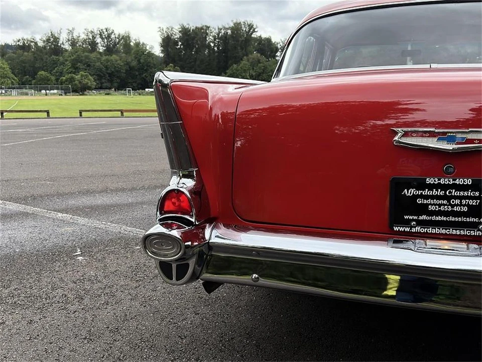 1957 Chevrolet Tri-Five Bel Air 2-Door Hardtop & Coupe - Image 10 of 31