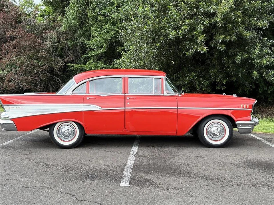 1957 Chevrolet Tri-Five Bel Air 2-Door Hardtop & Coupe - Image 14 of 31