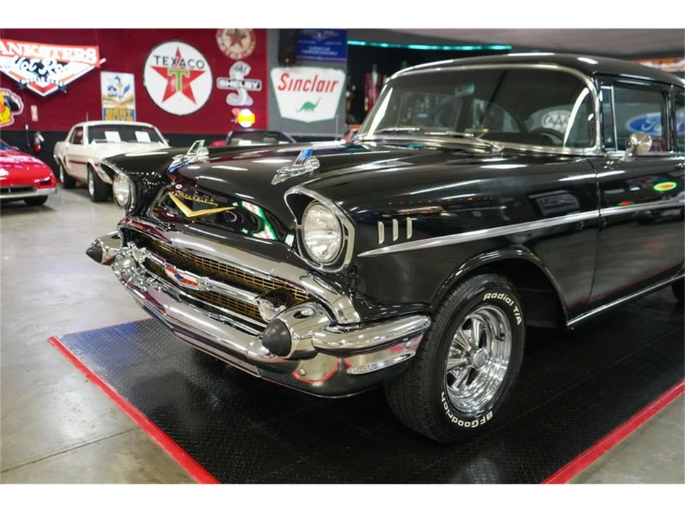 1957 Chevrolet Tri-Five Bel Air 2-Door Hardtop & Coupe - Image 26 of 31