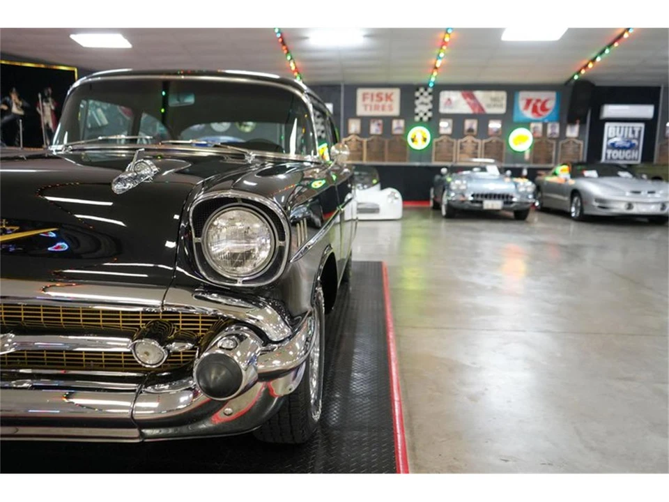 1957 Chevrolet Tri-Five Bel Air 2-Door Hardtop & Coupe - Image 27 of 31
