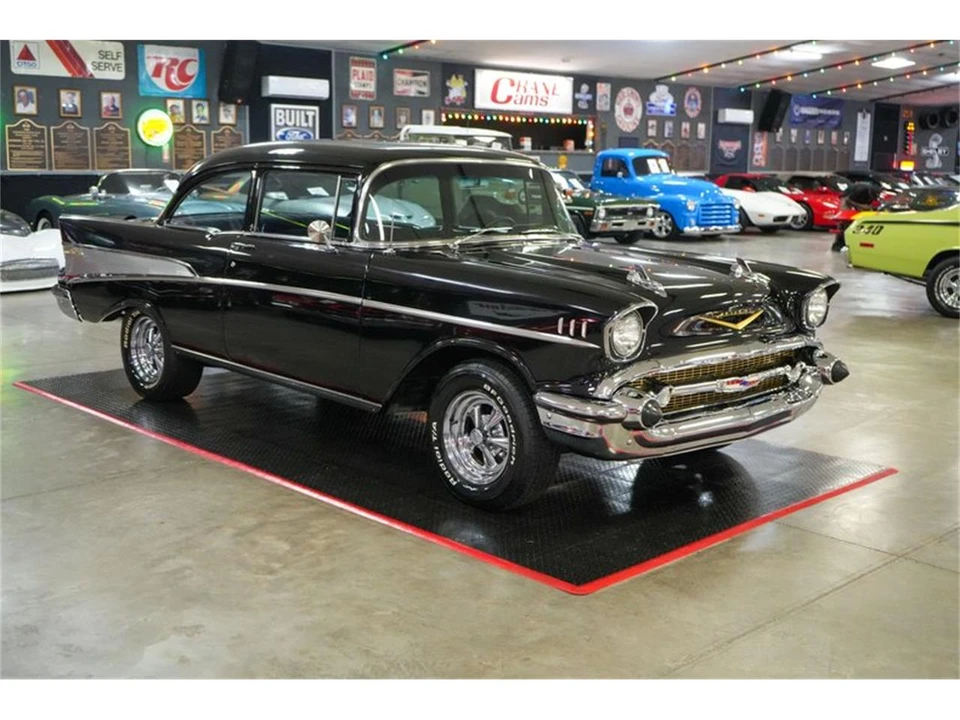1957 Chevrolet Tri-Five Bel Air 2-Door Hardtop & Coupe - Image 8 of 31