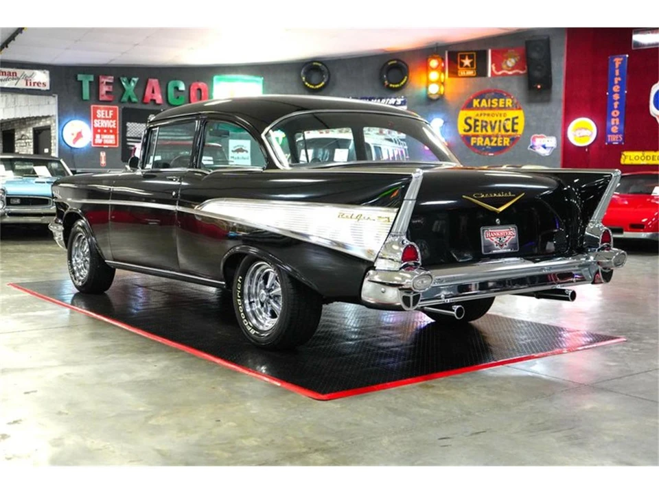 1957 Chevrolet Tri-Five Bel Air 2-Door Hardtop & Coupe - Image 20 of 31
