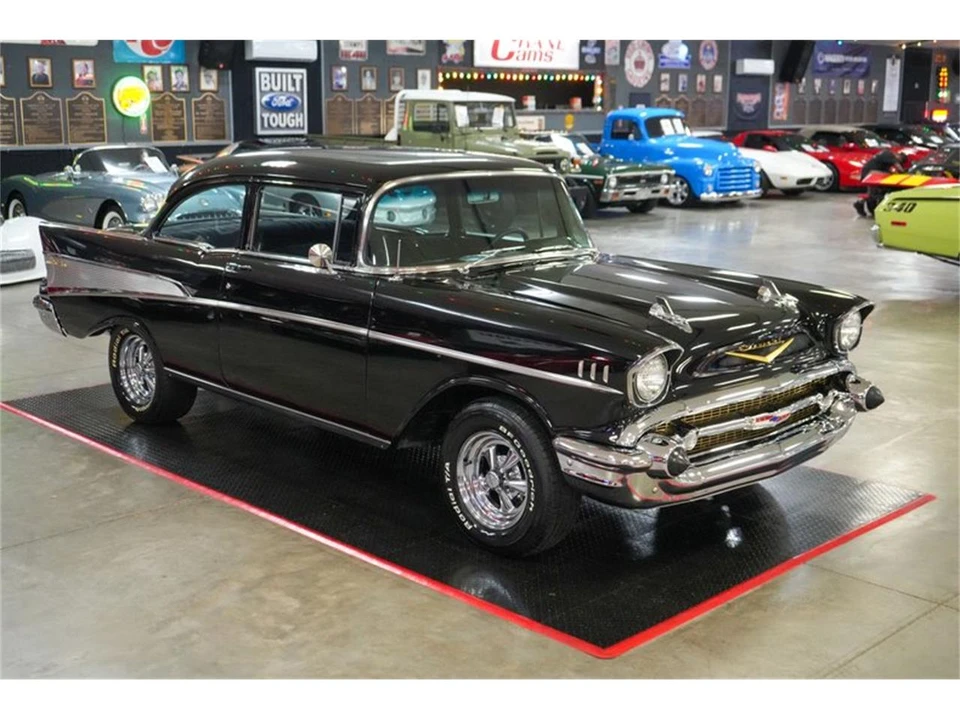1957 Chevrolet Tri-Five Bel Air 2-Door Hardtop & Coupe - Image 16 of 31