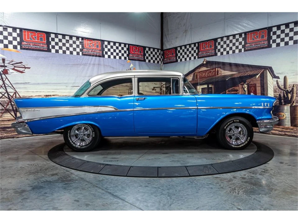 1957 Chevrolet Tri-Five Bel Air 2-Door Hardtop & Coupe - Image 2 of 31