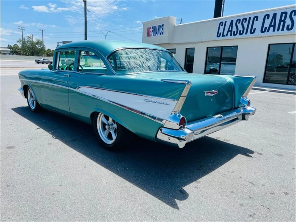 1957 Chevrolet Tri-Five Bel Air 2-Door Hardtop & Coupe - Image 3 of 31