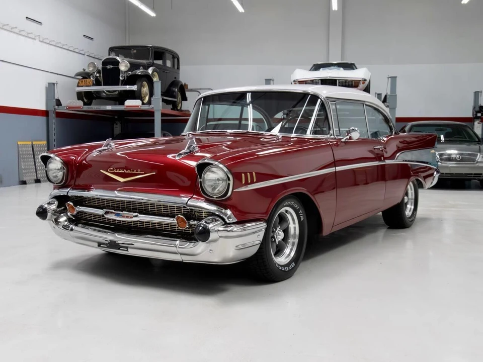 1957 Chevrolet Tri-Five Bel Air 2-Door Hardtop & Coupe - Image 2 of 31