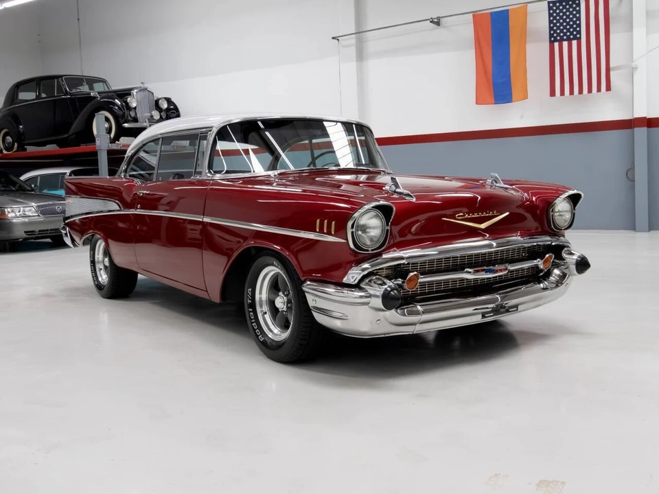 1957 Chevrolet Tri-Five Bel Air 2-Door Hardtop & Coupe - Image 4 of 31