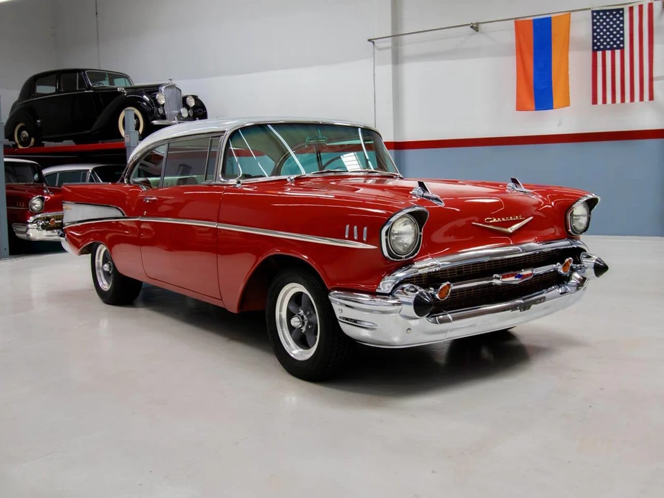 1957 Chevrolet Tri-Five Bel Air 2-Door Hardtop & Coupe - Image 4 of 31