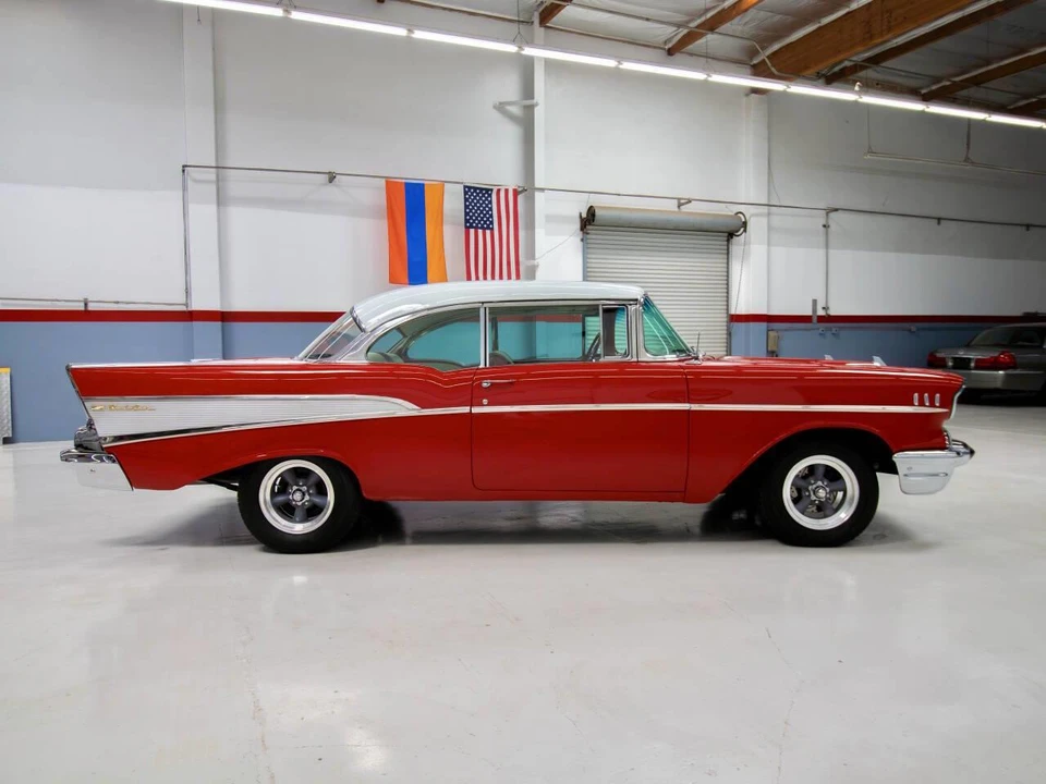 1957 Chevrolet Tri-Five Bel Air 2-Door Hardtop & Coupe - Image 5 of 31