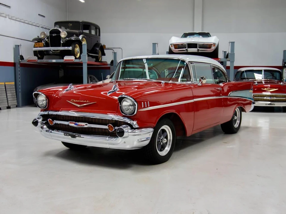 1957 Chevrolet Tri-Five Bel Air 2-Door Hardtop & Coupe - Image 2 of 31