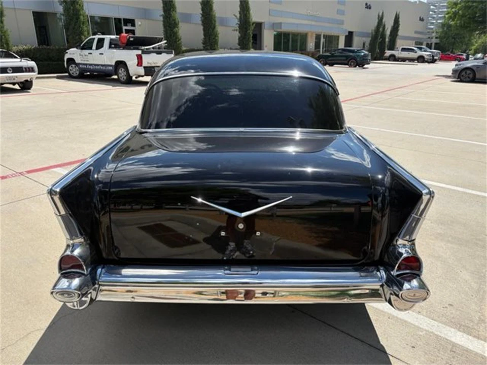 1957 Chevrolet Tri-Five Bel Air 2-Door Hardtop & Coupe - Image 5 of 7