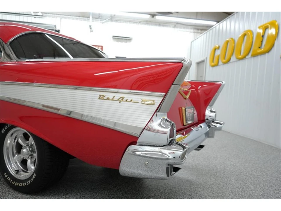 1957 Chevrolet Tri-Five Bel Air 2-Door Hardtop & Coupe - Image 9 of 31