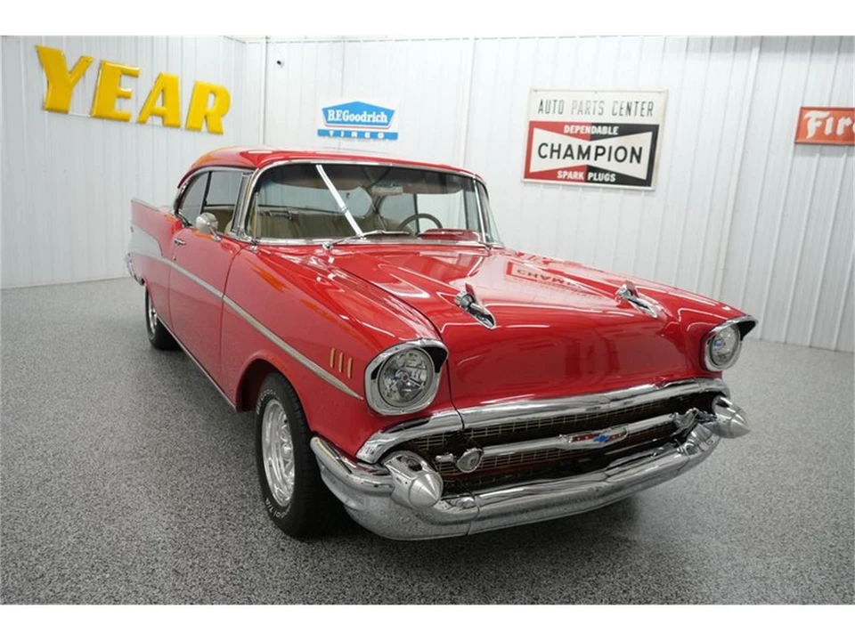 1957 Chevrolet Tri-Five Bel Air 2-Door Hardtop & Coupe - Image 21 of 31