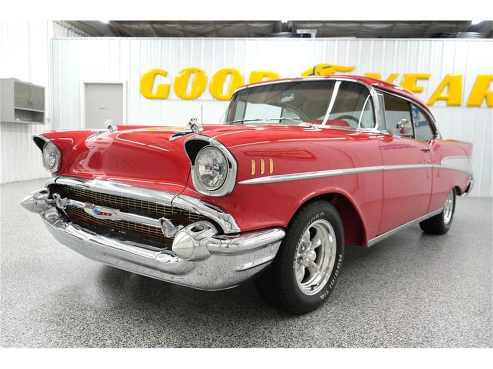 1957 Chevrolet Tri-Five Bel Air 2-Door Hardtop & Coupe - Image 2 of 31