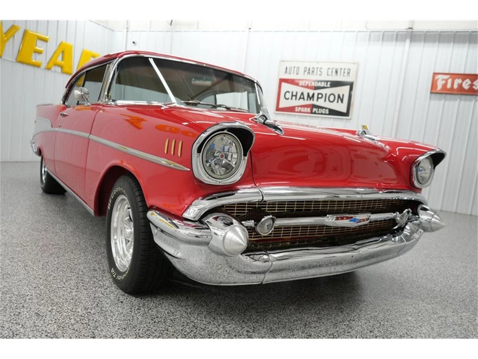1957 Chevrolet Tri-Five Bel Air 2-Door Hardtop & Coupe - Image 22 of 31