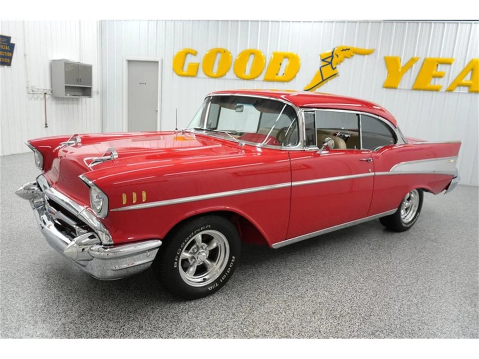 1957 Chevrolet Tri-Five Bel Air 2-Door Hardtop & Coupe - Image 3 of 31