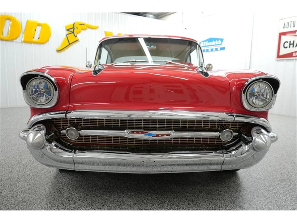 1957 Chevrolet Tri-Five Bel Air 2-Door Hardtop & Coupe - Image 28 of 31