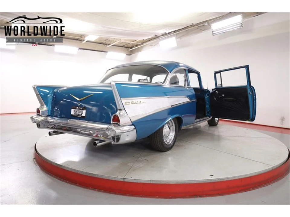 1957 Chevrolet Tri-Five Bel Air 2-Door Hardtop & Coupe - Image 29 of 31