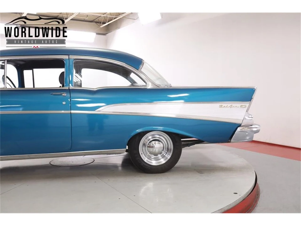 1957 Chevrolet Tri-Five Bel Air 2-Door Hardtop & Coupe - Image 10 of 31