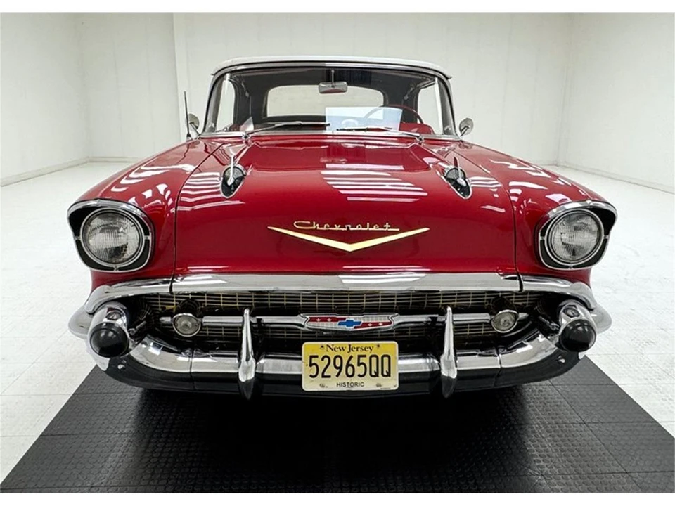 1957 Chevrolet Tri-Five Bel Air 2-Door Hardtop & Coupe - Image 11 of 31