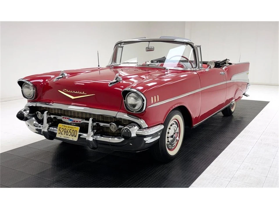 1957 Chevrolet Tri-Five Bel Air 2-Door Hardtop & Coupe - Image 2 of 31