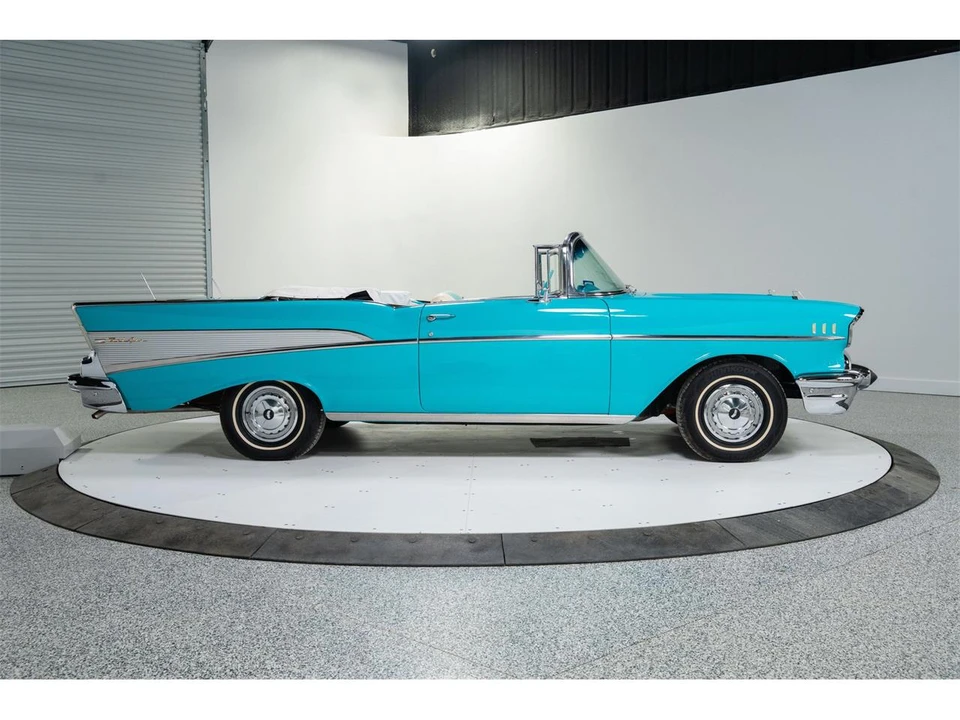 1957 Chevrolet Tri-Five Bel Air Convertible - Image 6 of 31