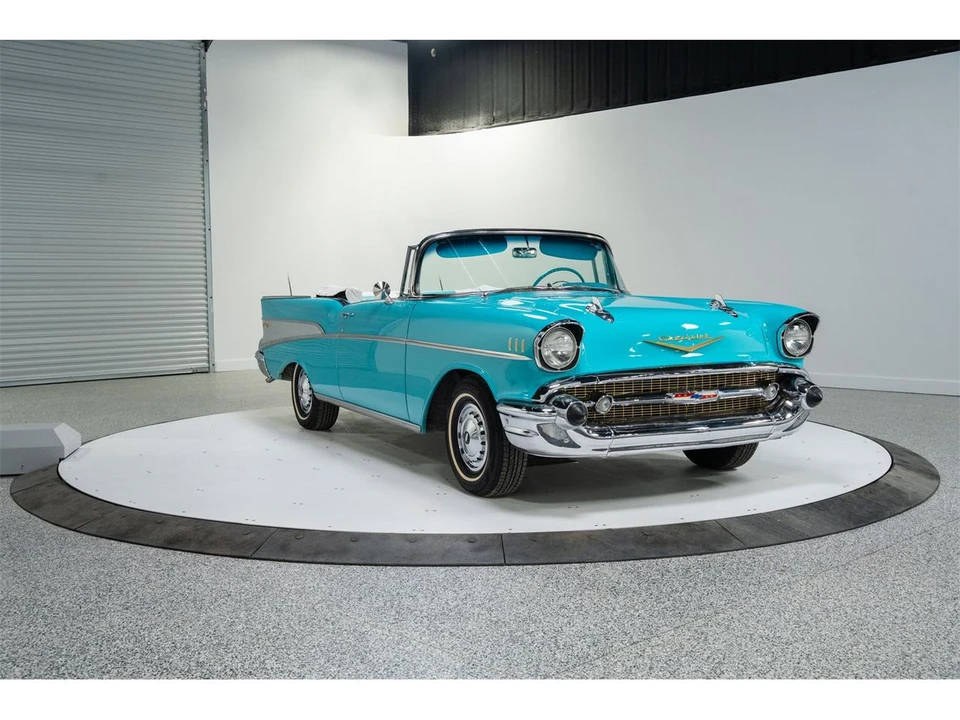 1957 Chevrolet Tri-Five Bel Air Convertible - Image 7 of 31
