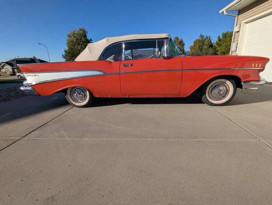 1957 Chevrolet Tri-Five Bel Air Convertible - Image 14 of 31