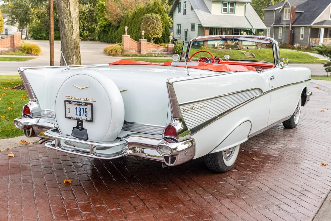 1957 Chevrolet Tri-Five Bel Air Convertible - Image 14 of 31