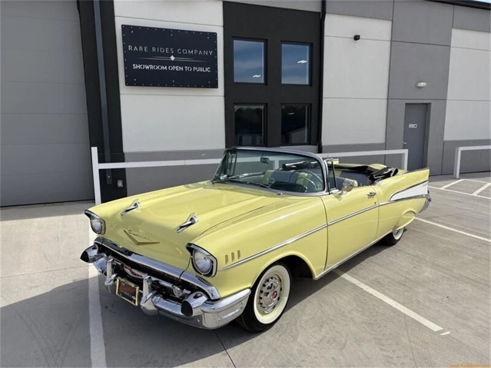 1957 Chevrolet Tri-Five Bel Air Convertible - Image 2 of 31