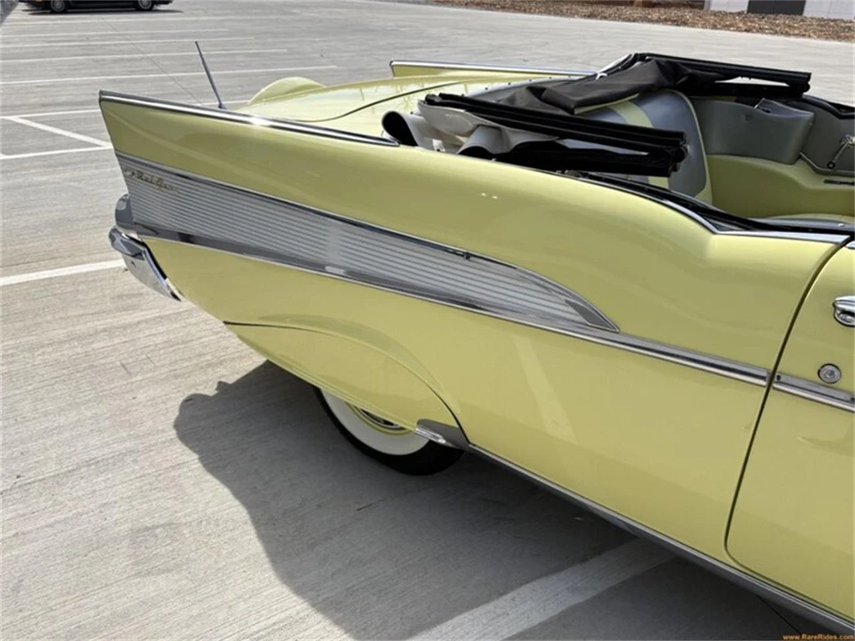 1957 Chevrolet Tri-Five Bel Air Convertible - Image 22 of 31