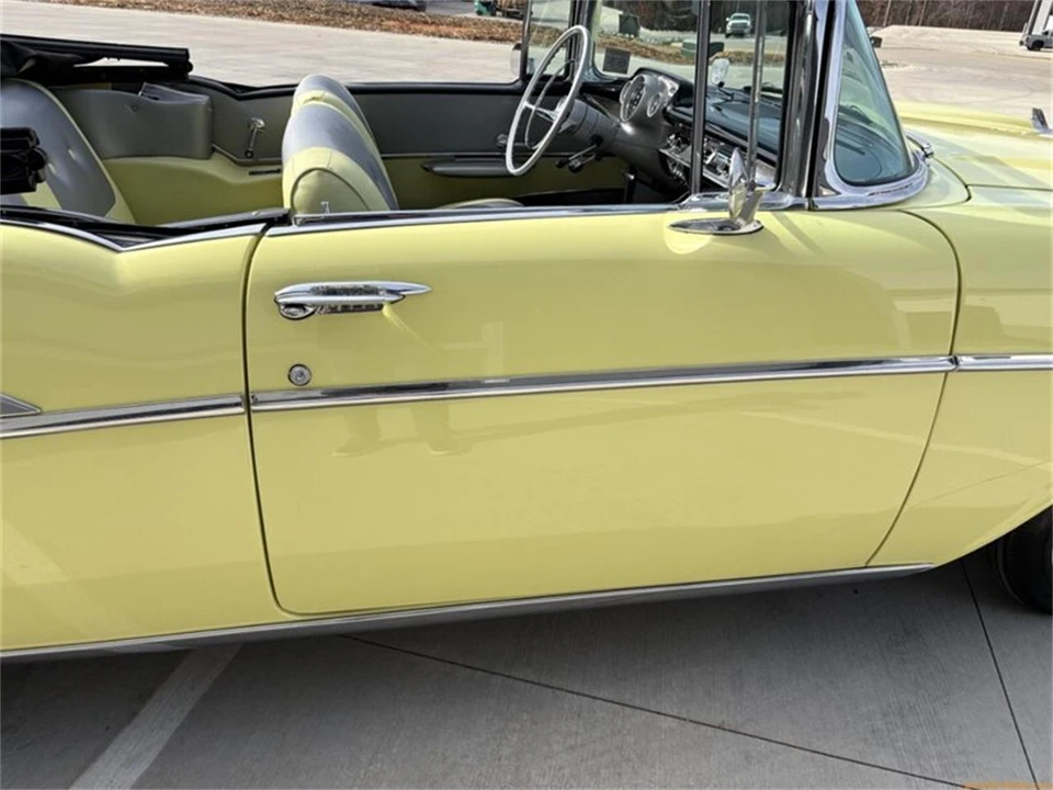 1957 Chevrolet Tri-Five Bel Air Convertible - Image 23 of 31