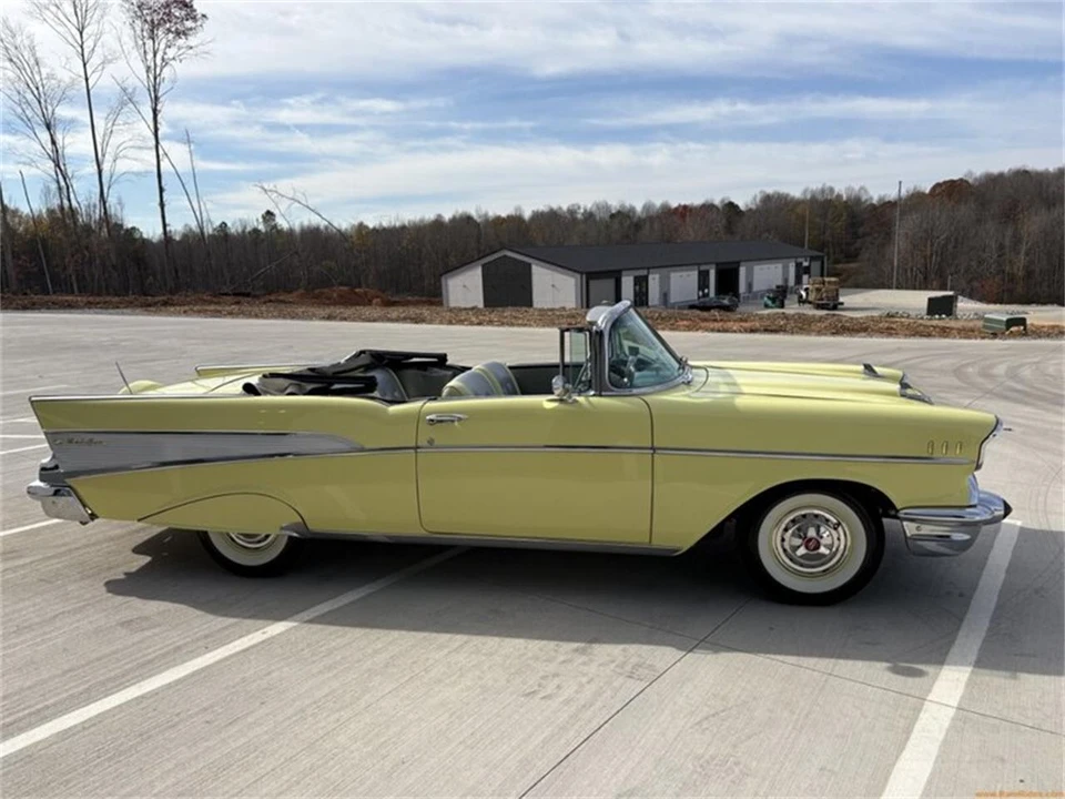 1957 Chevrolet Tri-Five Bel Air Convertible - Image 25 of 31