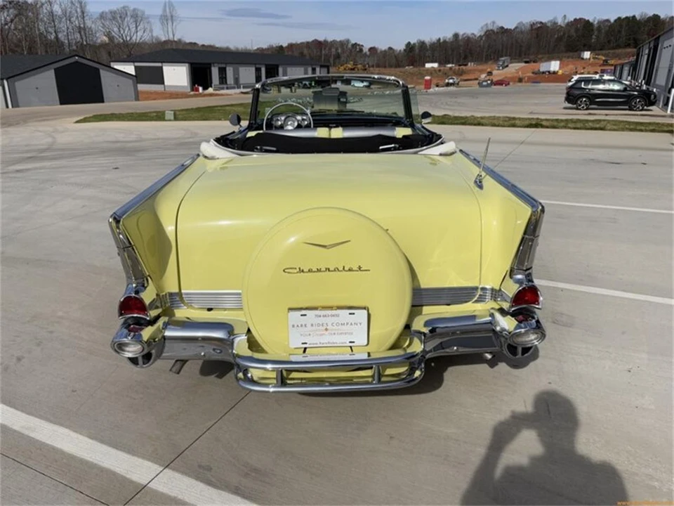 1957 Chevrolet Tri-Five Bel Air Convertible - Image 20 of 31