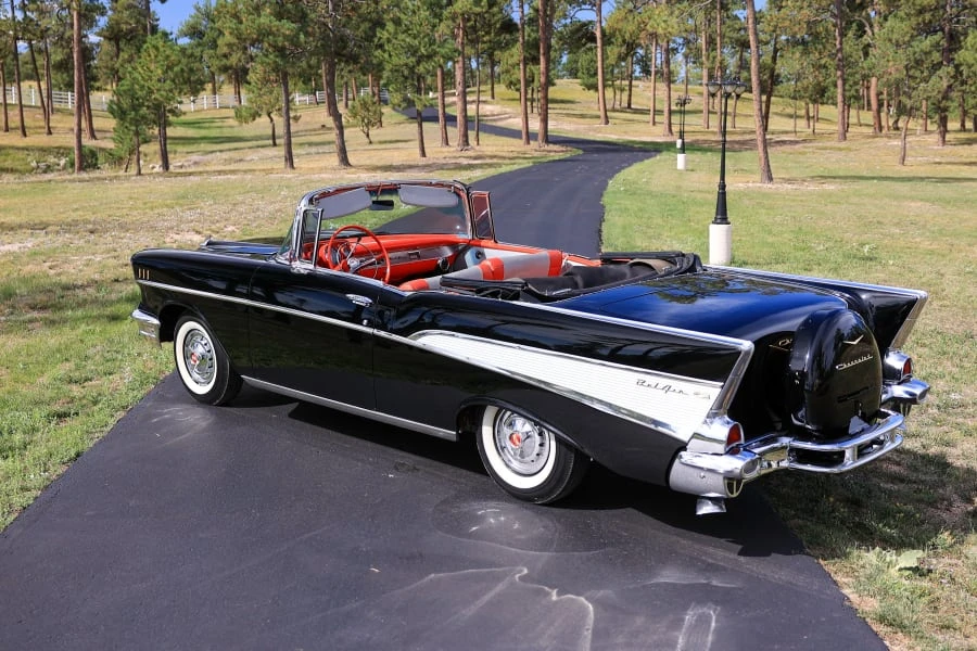1957 Chevrolet Tri-Five Bel Air Convertible - Image 25 of 31
