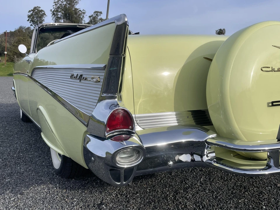 1957 Chevrolet Tri-Five Bel Air Convertible - Image 24 of 31